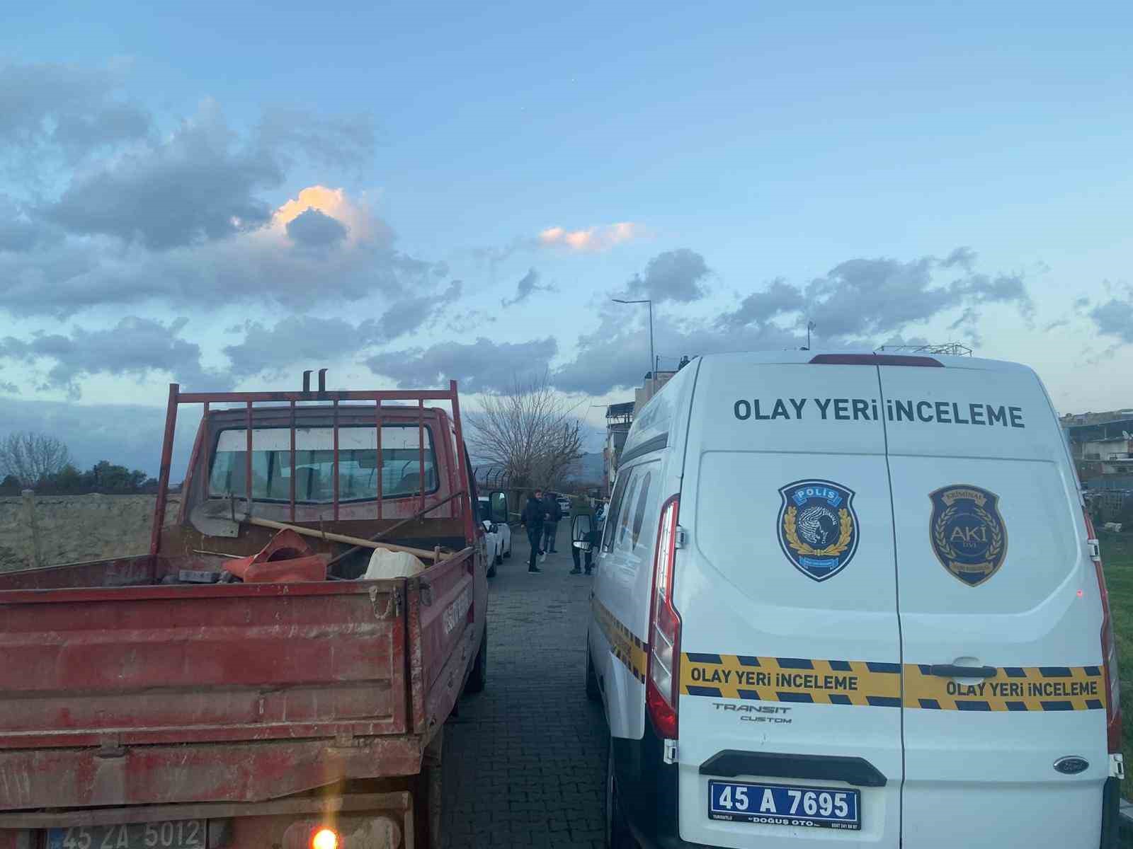 yagmurun cokerttigi yolda insan kemikleri bulundu 1 nBcOeALL