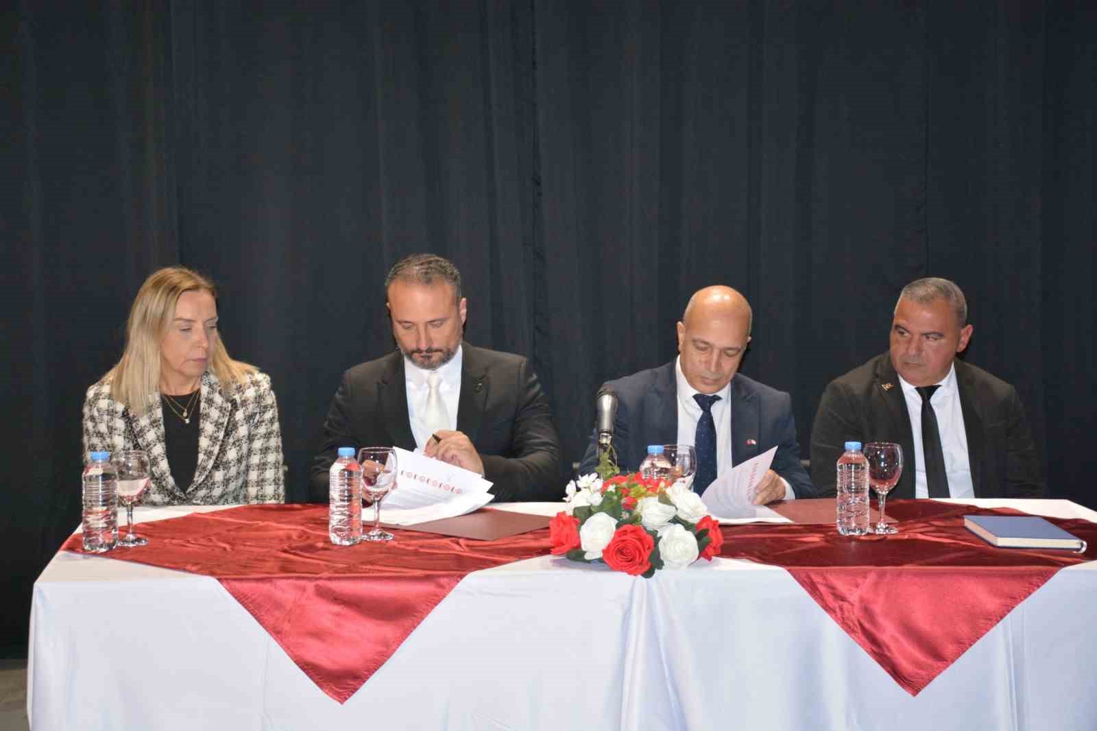 yakin dogu universitesi hastanesi ulke sporunun yaninda 0