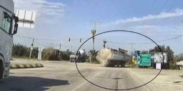 yakit-yuklu-tankerin-portakal-bahcesine-uctugu-anlar-arac-kamerasinda-PJnCQ3tM.jpg