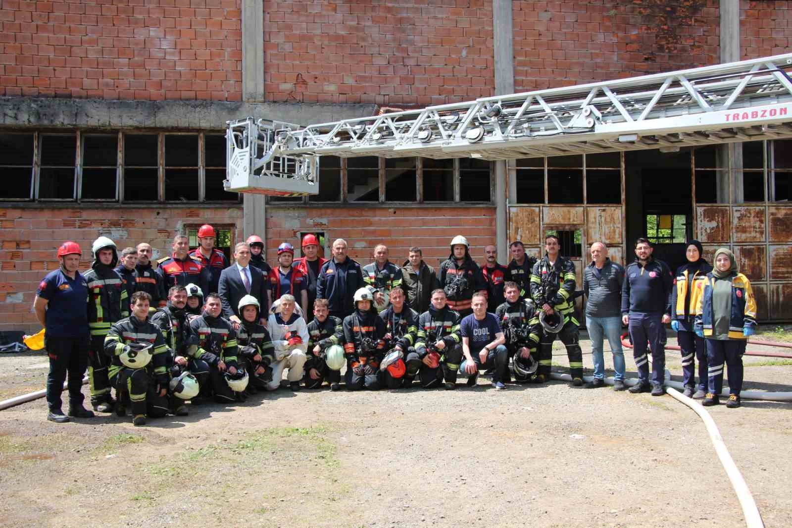 yaklasan cay sezonu oncesinde cay fabrikasinda yangin tatbikati 3 ySpZYplK
