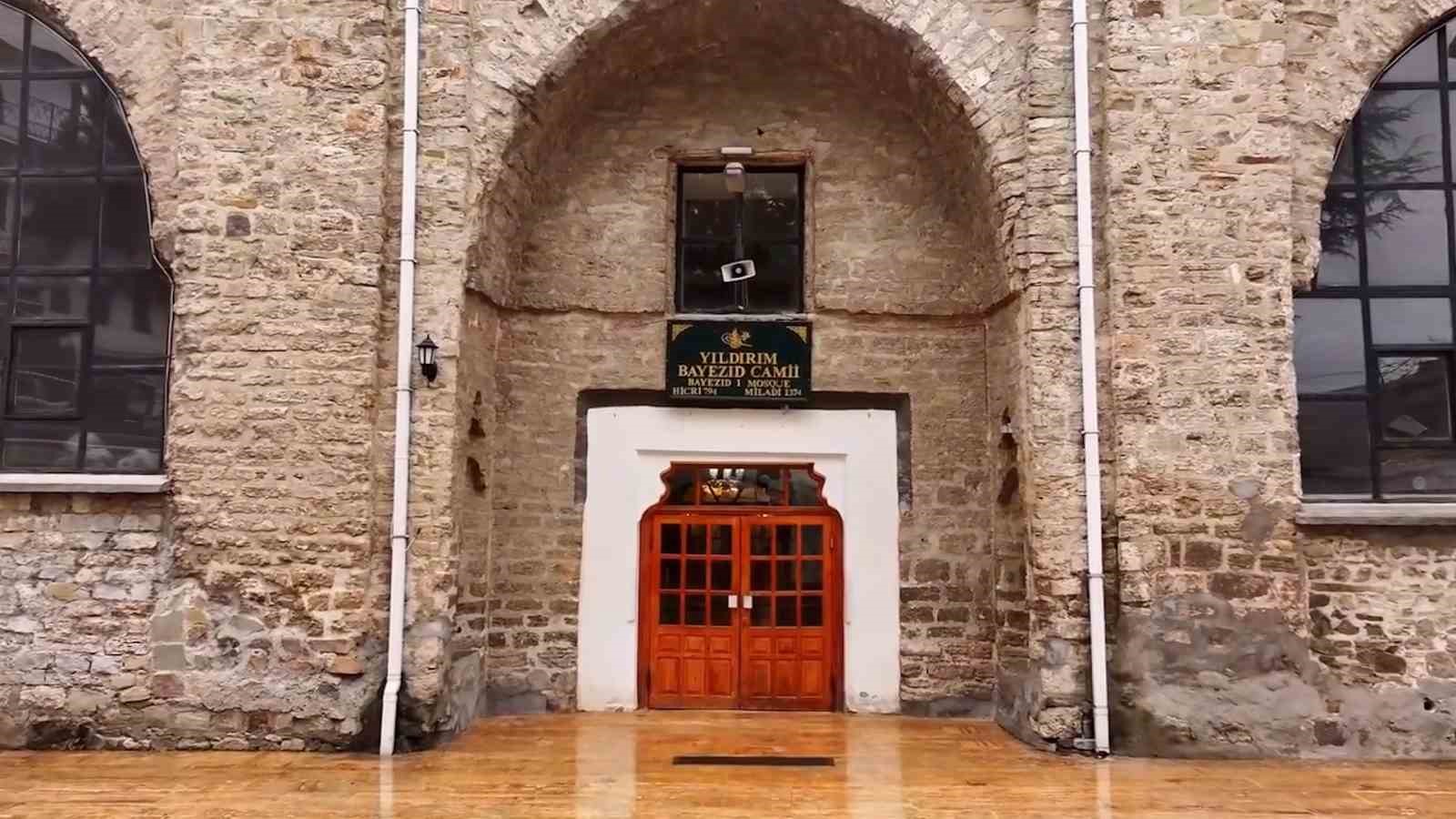 yaklasik 20 metrelik kubbesiyle asirlara meydan okuyor 3