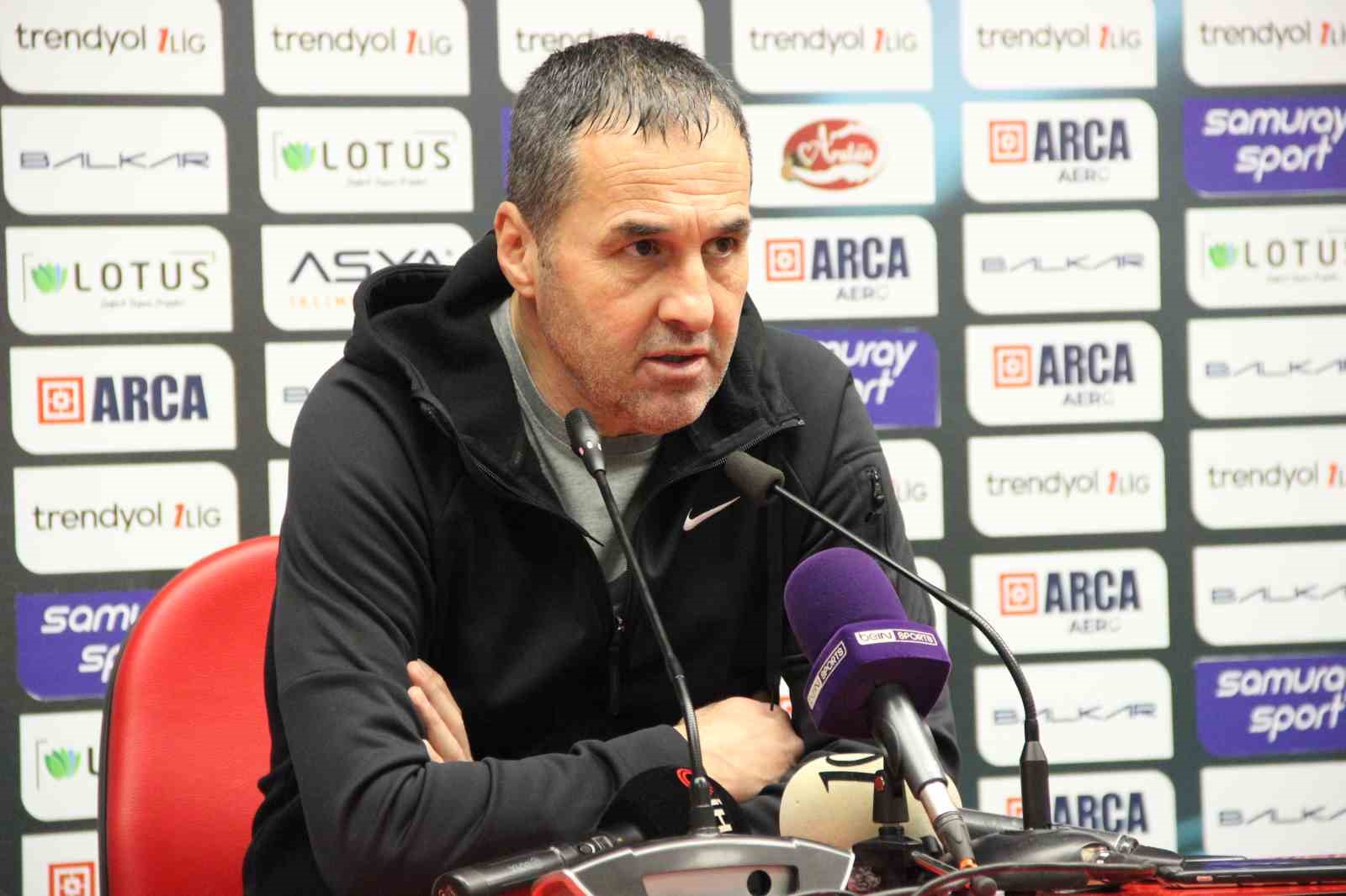 yalcin kosukavak 87 dakikada penalti goluyle maglup olmak beni biraz uzdu 0 erCLNWjf