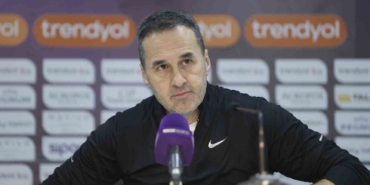 yalcin-kosukavak-basit-hatalarla-3-gol-yedik-yIgzYJfF.jpg