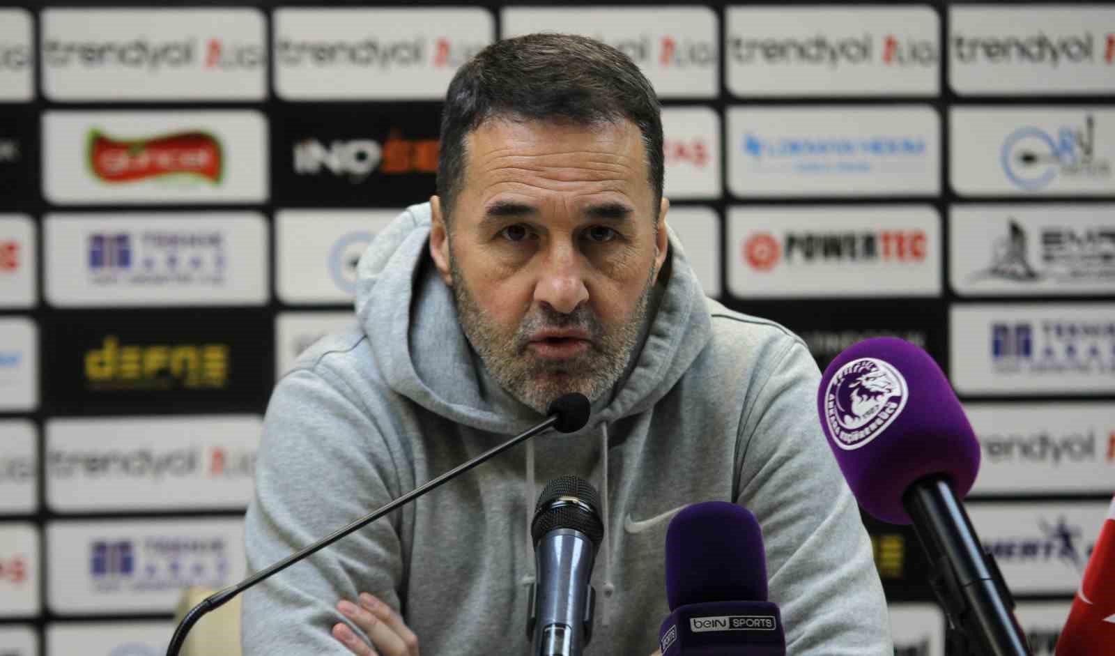 yalcin kosukavak ilk yari cok pozisyon harcadik 0 ASXp5AOI