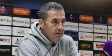 yalcin-kosukavak-oyunun-30-dakikasinda-hava-sartlariyla-ugrastik-HBR8svPk.jpg