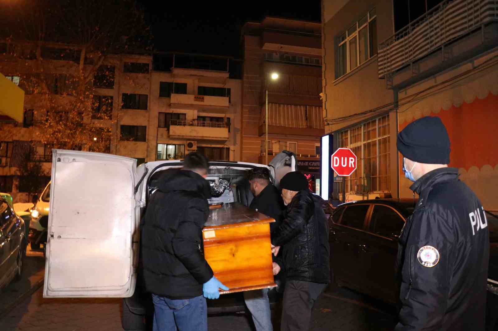 yalniz yasayan 93 yasindaki kadin yangin sonucu yasamini yitirdi 0 C68eYhFe