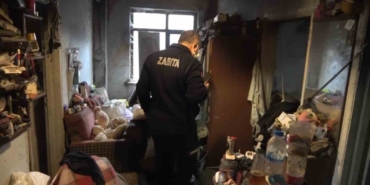 yalniz-yasayan-adamin-evinde-korkunc-manzara-U9tqZxsG.jpg