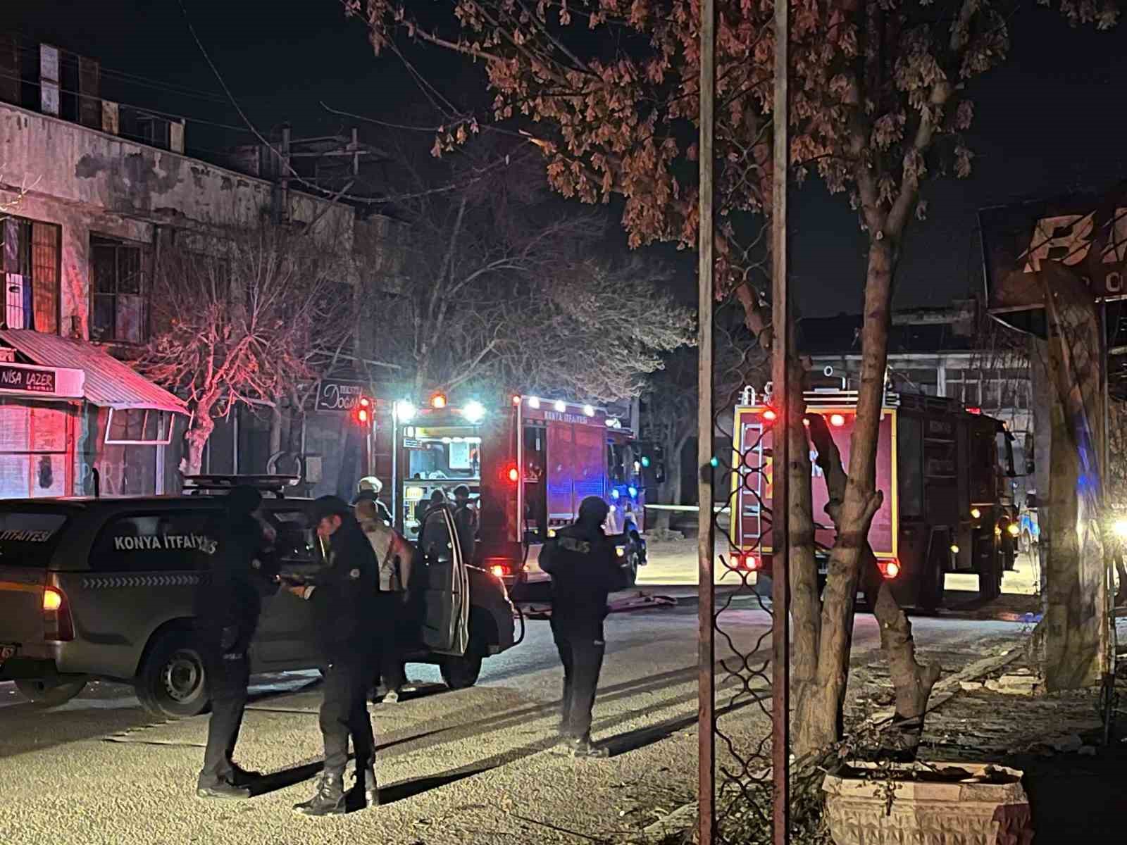 yalniz yasayan yasli adam yanginda hayatini kaybetti 3 UDVPehzD