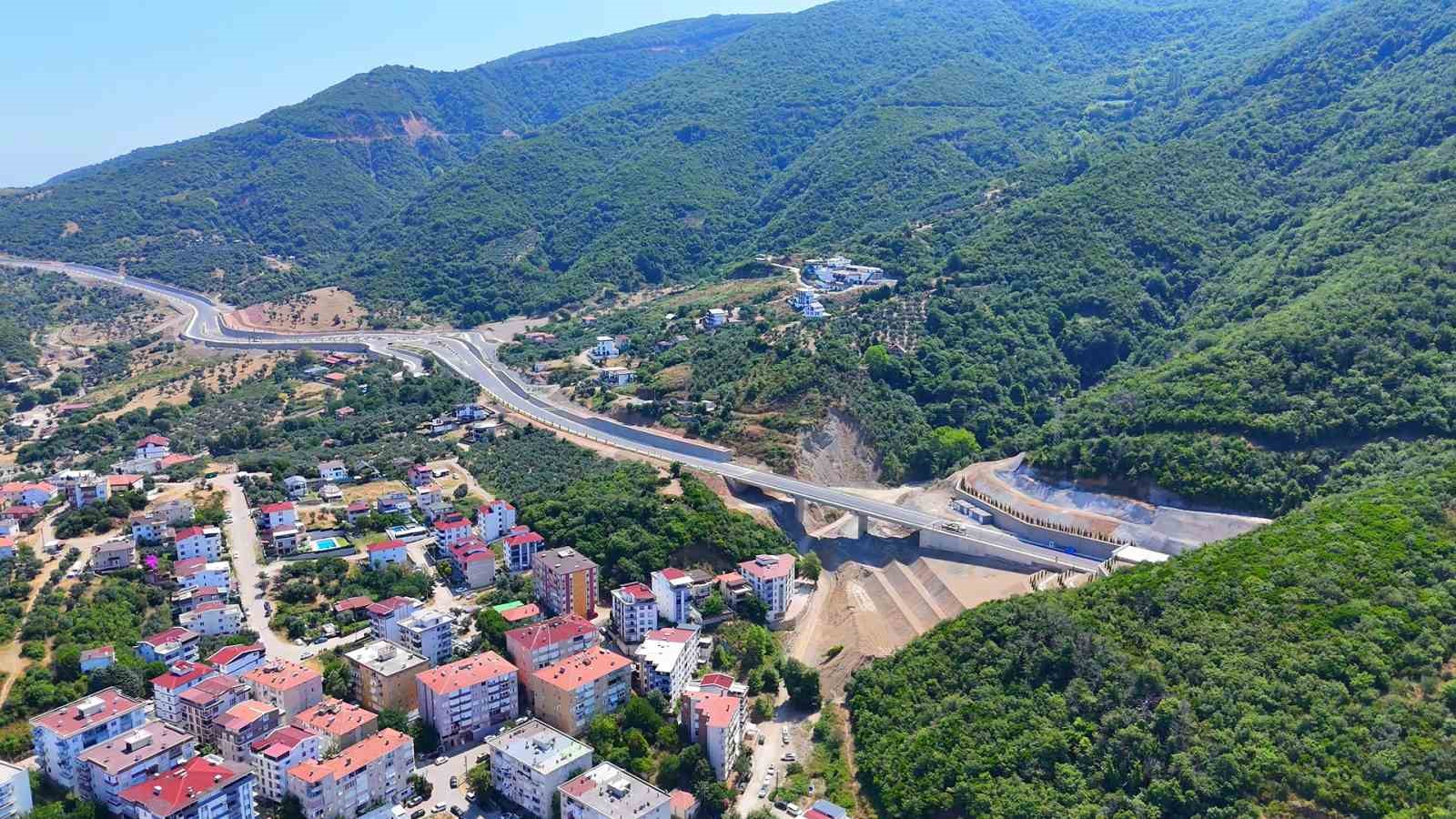 Yalova-Armutlu yolunda tatilcilerin çilesi sona erdi 8 yalova armutlu yolunda tatilcilerin cilesi sona erdi 4