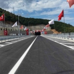 yalova-armutlu-yolunda-tatilcilerin-cilesi-sona-erdi-fhLR1O8n.jpg