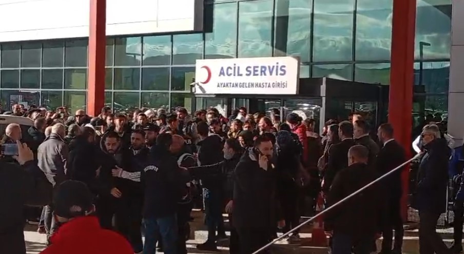 yalova devlet hastanesinde vatandaslarin tepkisi goruntulere yansidi 0 uTBnNqXv