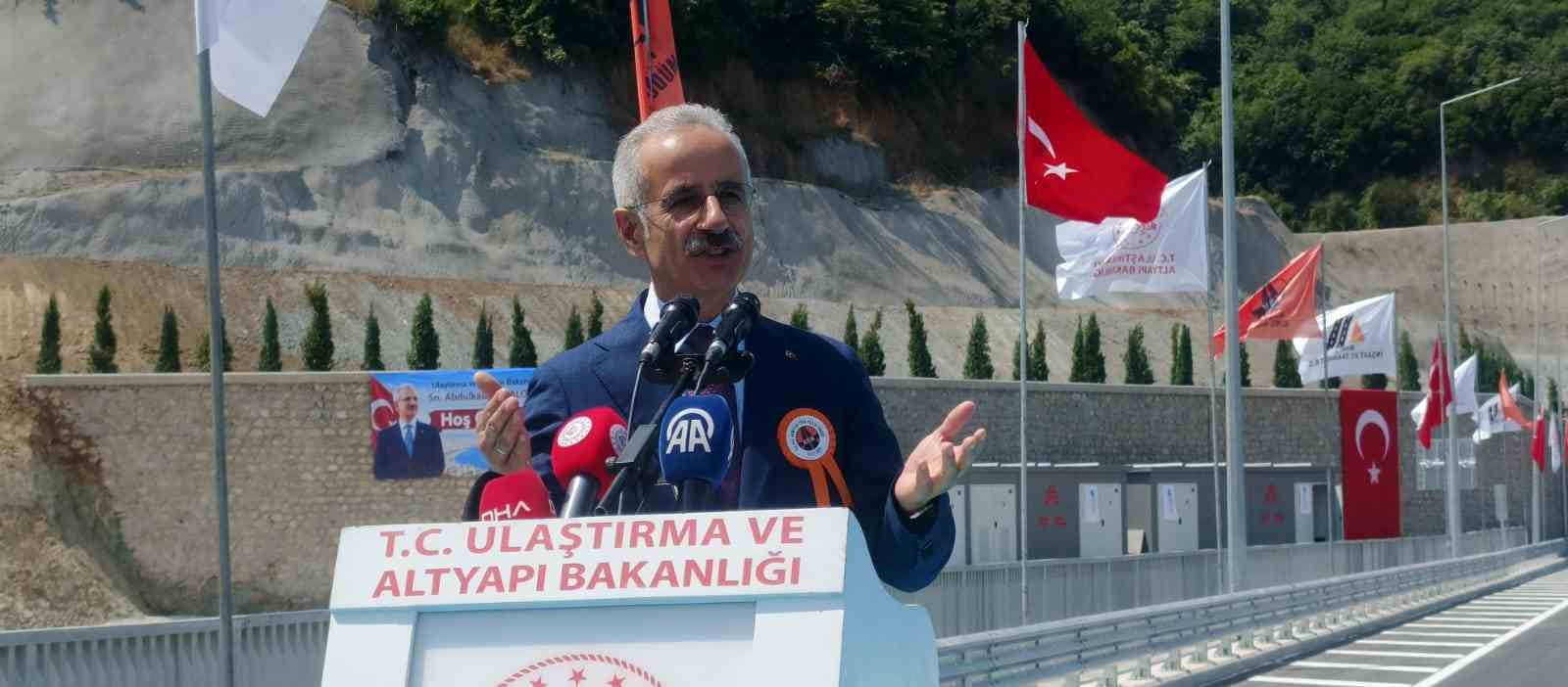 Yalova ile Armutlu arası seyahat süresi 1 saatten 30 dakikaya düştü 5 yalova ile armutlu arasi seyahat suresi 1 saatten 30 dakikaya dustu 1