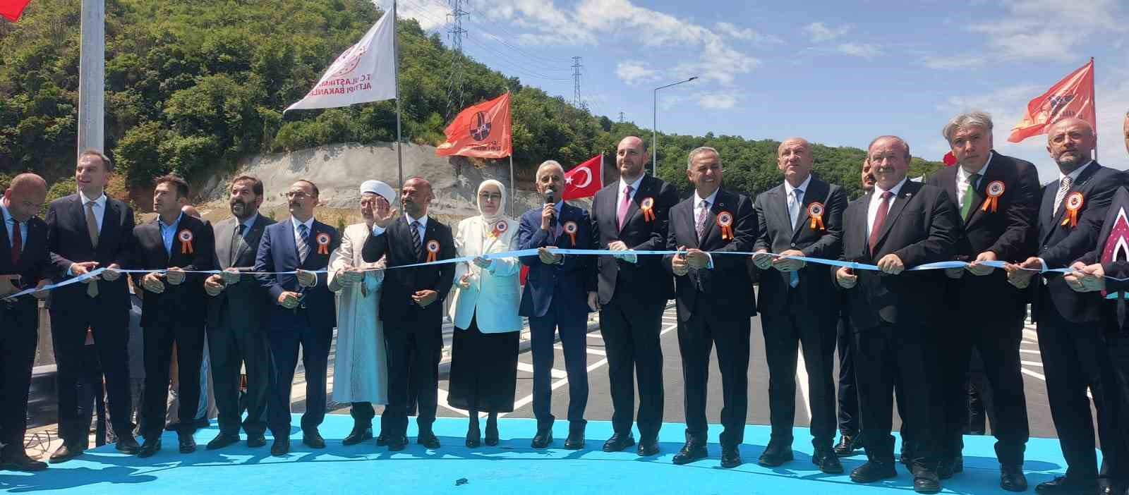 Yalova ile Armutlu arası seyahat süresi 1 saatten 30 dakikaya düştü 6 yalova ile armutlu arasi seyahat suresi 1 saatten 30 dakikaya dustu 2 l6YGI8sB