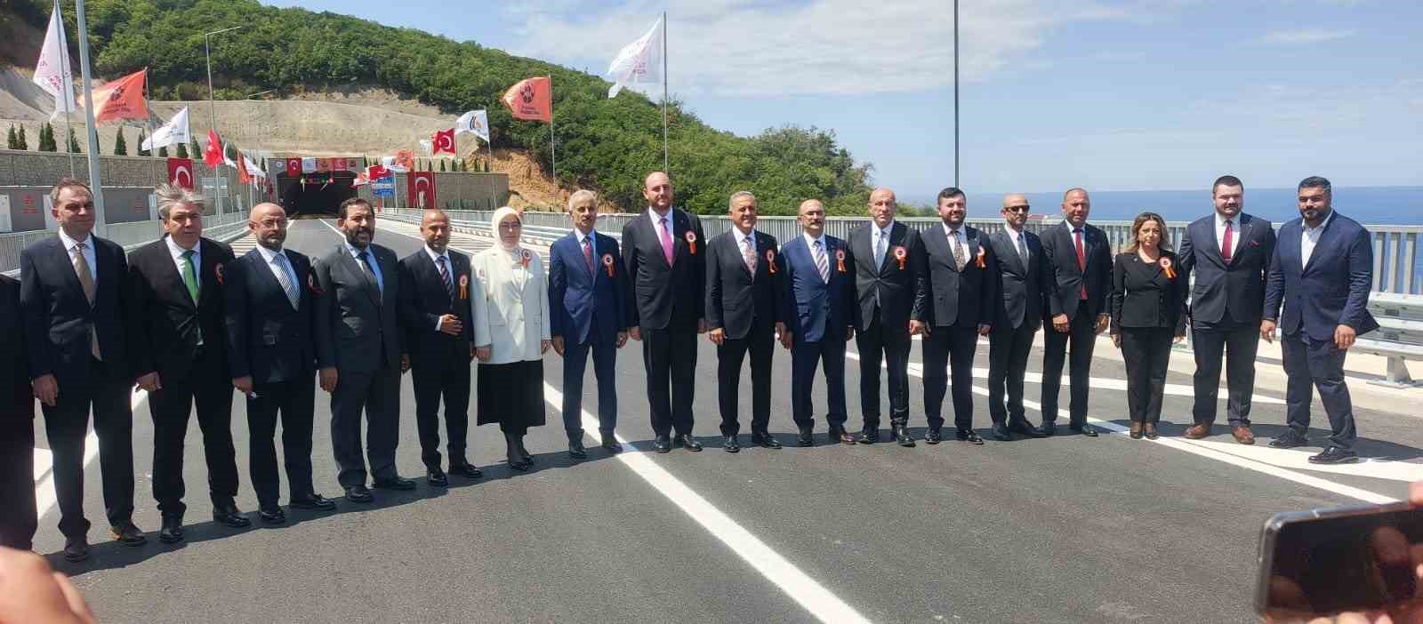 Yalova ile Armutlu arası seyahat süresi 1 saatten 30 dakikaya düştü 8 yalova ile armutlu arasi seyahat suresi 1 saatten 30 dakikaya dustu 4 hlA3QrCW