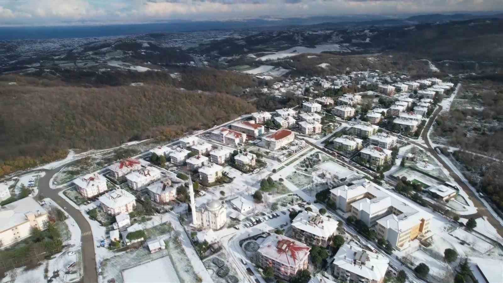 yalova yeni yili karla karsiladi 4 7hS1viKs