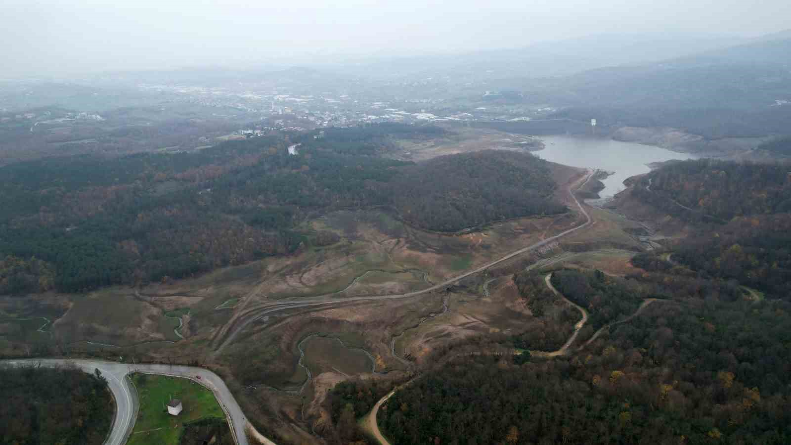 Yalova’da baraj seviyesi yükseldi, su kesintileri sona erdi 5 yalovada baraj seviyesi yukseldi su kesintileri sona erdi 1 23Aqqyqg