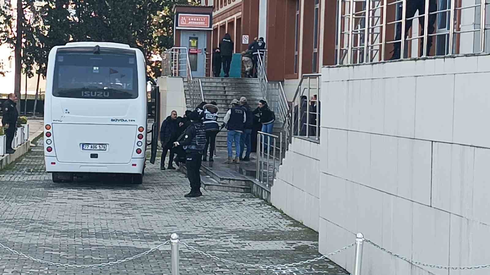 yalovada deas operasyonlarinda tutuklu sayisi 56ya cikti 2 mTrSjaPR