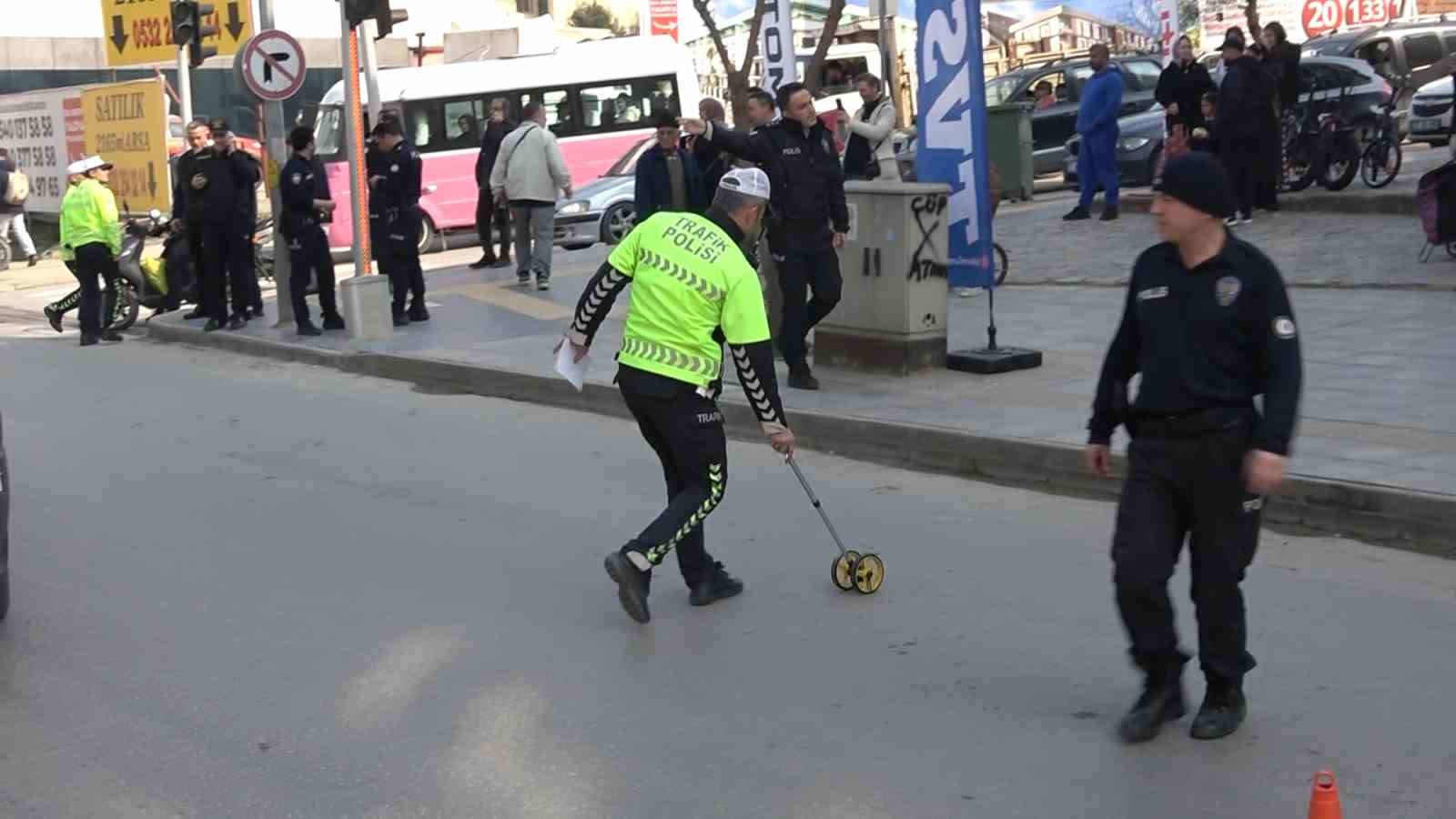 yalovada kamyonun ezdigi yasli adam hayatini kaybetti 4 ejgsejhB