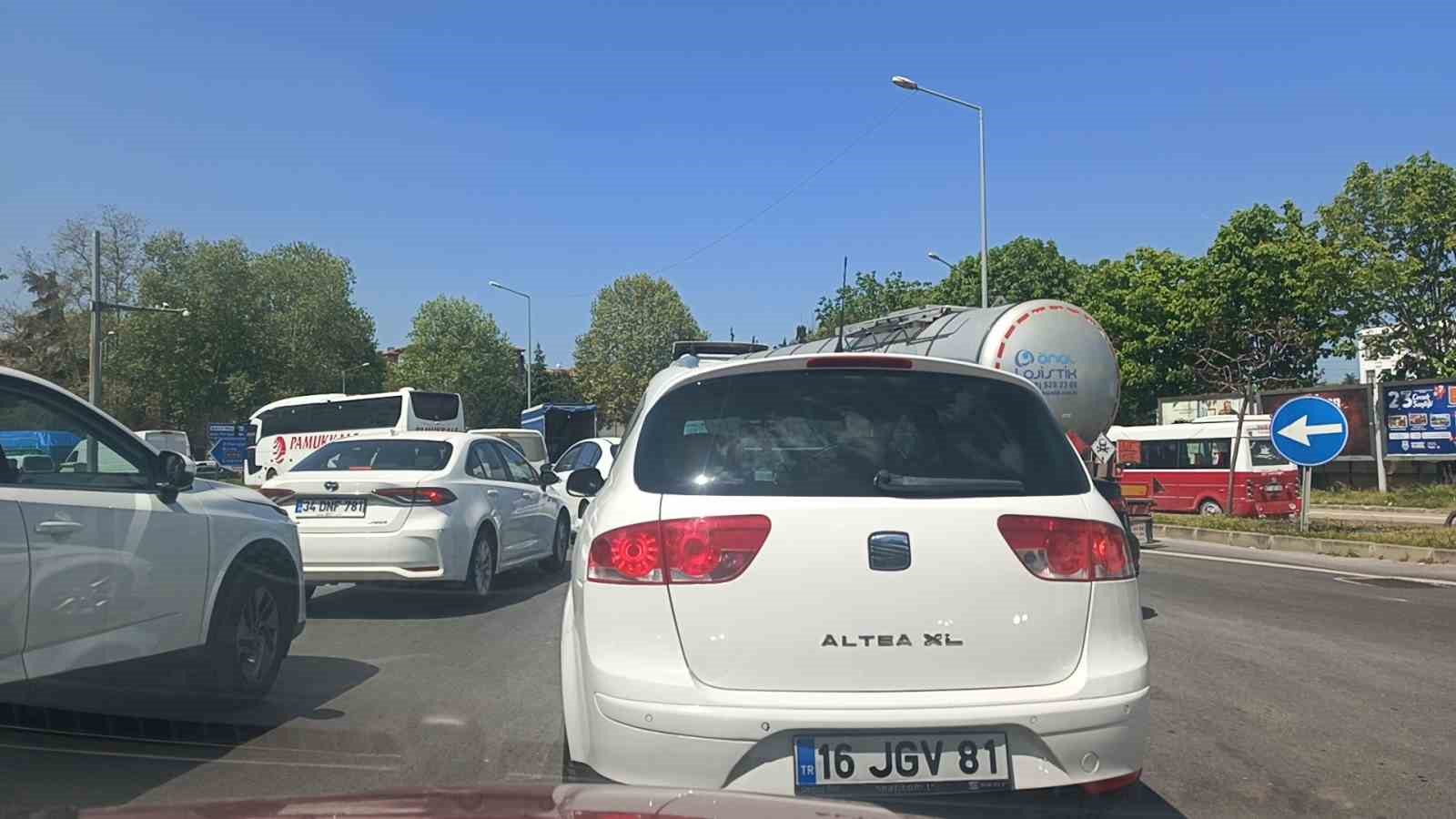 yalovada koprulu kavsakta calisma nedeniyle trafik yogunlugu 1 sMCP9Gde