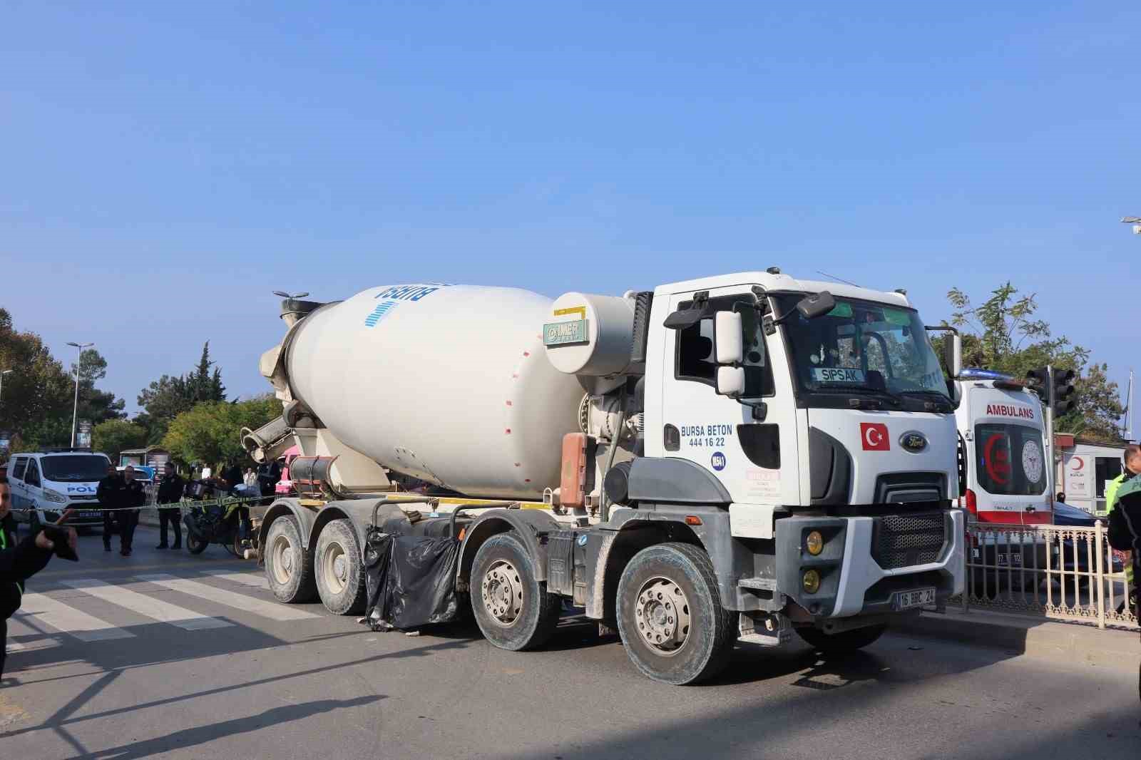 yalovada mikserin altinda kalan yasli kadin feci sekilde can verdi 6 9L49iE9u
