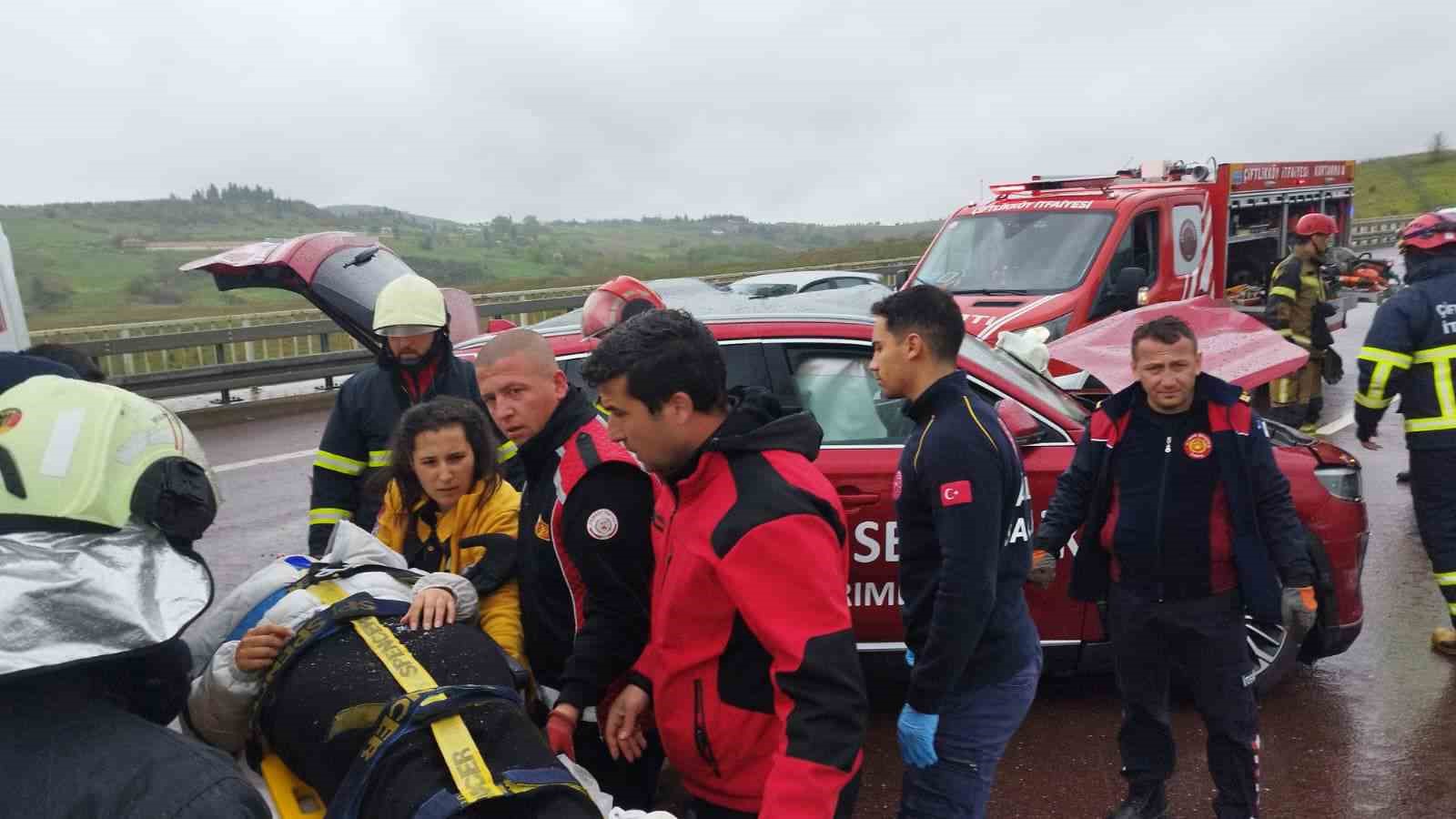 Yalova’da tır otomobille çarpıştı: 4 yaralı 8 yalovada tir otomobille carpisti 4 yarali 4 gAiCXtVT
