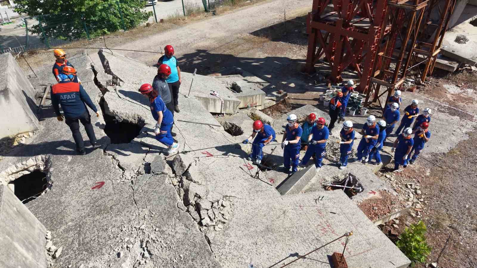 yalovada umkenin gonullu ordusu buyuyor 0 lCuecIbk