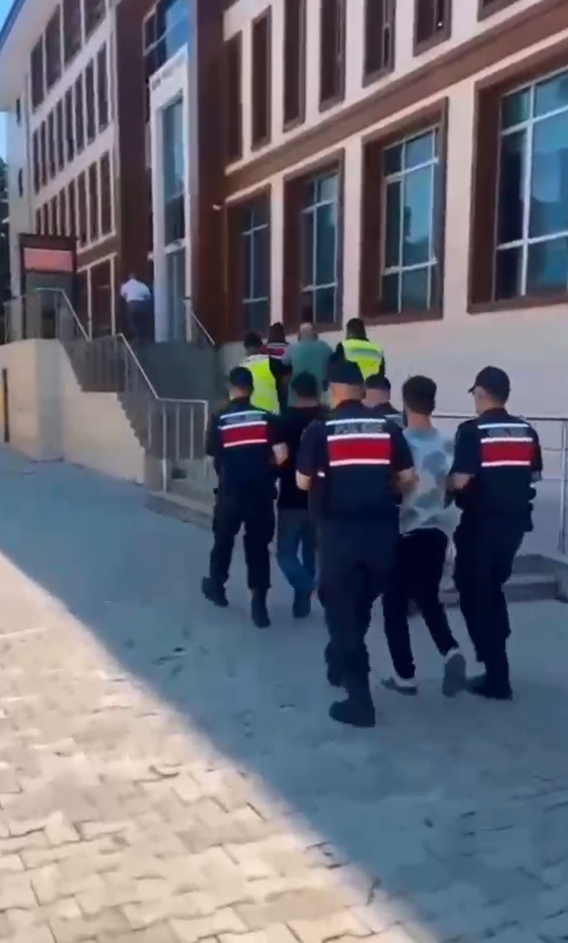yalovada uyusturucu operasyonunda 3 tutuklama 0 ALGgdgUj