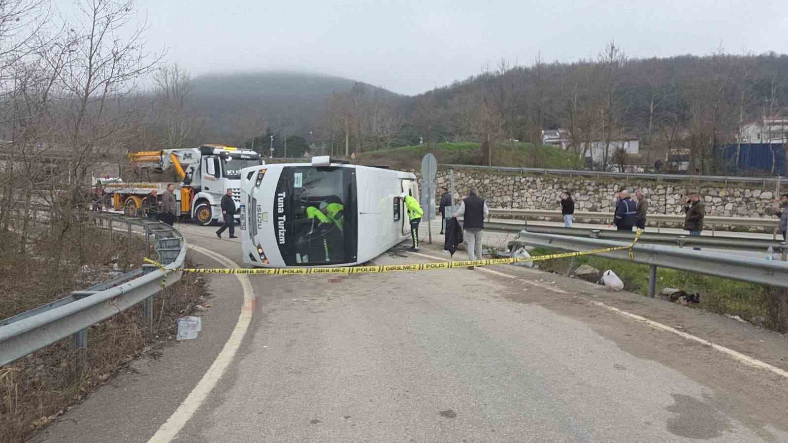 yalovadaki otobus kazasinin atesi bursaya dustu 57 yasindaki gulcan uslu hayatini kaybetti 2 AEIKFzYn
