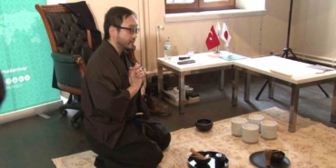 yamamoto-turkiye-ve-japonya-mesafe-acisindan-cok-yakin-ulkelerdir-ayni-zamanda-manevi-acidan-da-H1pZSCKP.jpg