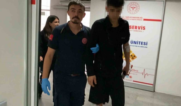 yan-baktin-diyen-4-cocugun-saldirdigi-genc-bicaklandi-f4gYLdeu.jpg