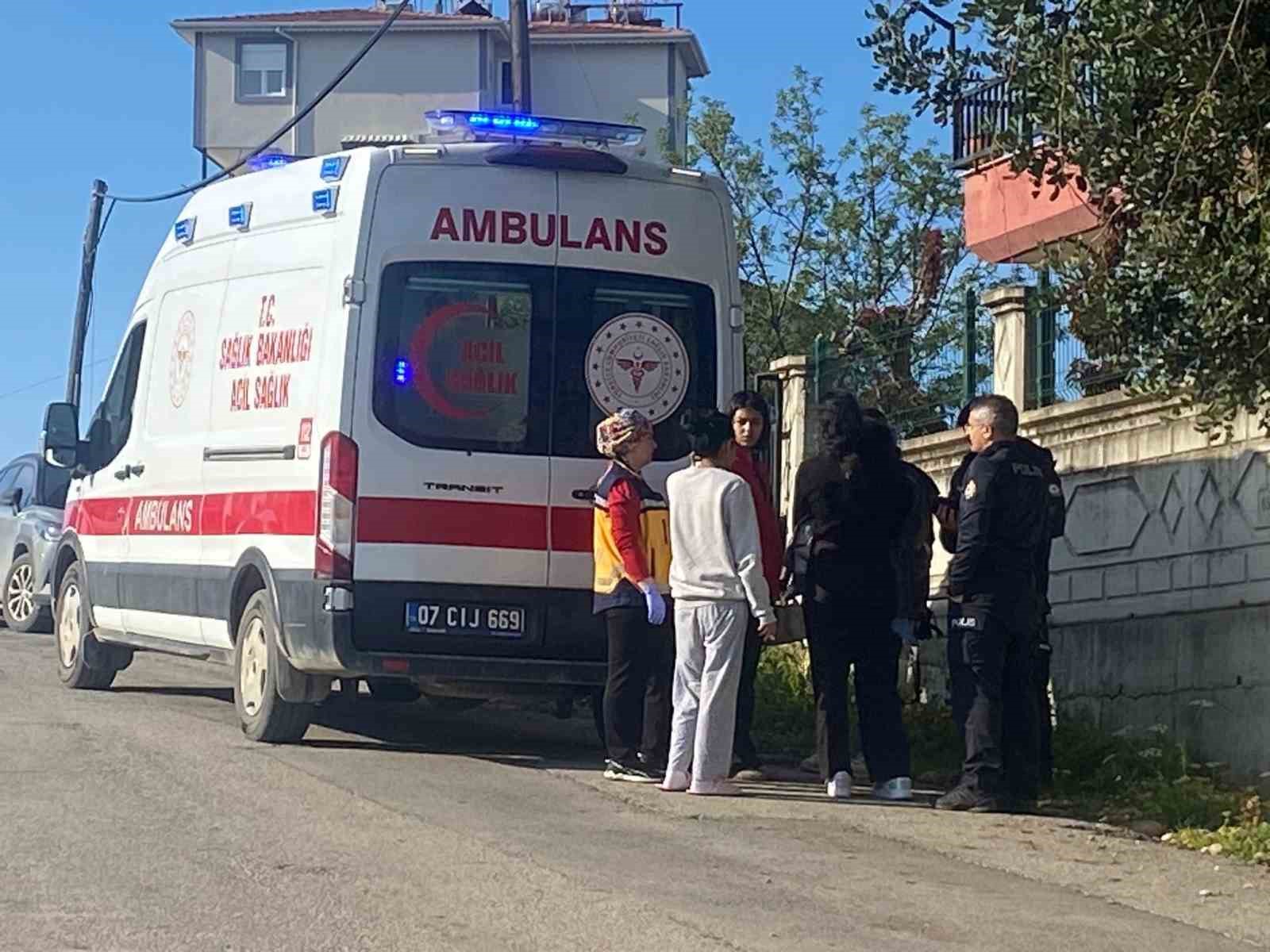 yanan evden 4 yasindaki yegenini cikarmak isterken yaralandi 1 hmdIrpqX