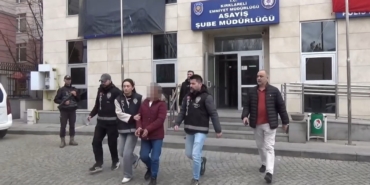 yandi-sandilar-cinayet-ciki-kagit-ve-tahtalari-aycicegi-yagiyla-tutusturup-yangin-cikarmis-EzXPLrVK.jpg
