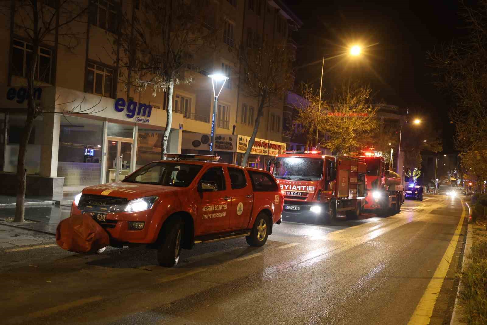 yangin bitti kavga basladi 1 561ejHS8