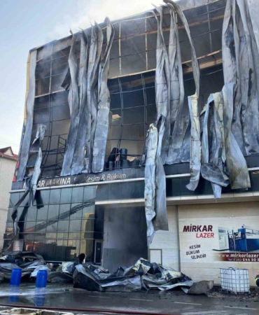 yangin-faciasinda-agir-yaralanan-vardiya-amiri-hayatini-kaybetti-olu-sayisi-7ye-cikti-TH6x9bhZ.jpg
