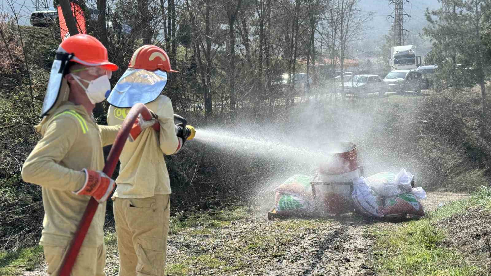 yangin savascilari bolgenin en iyi ekibi olmak icin yarisiyor 6 BlVQ5l2w