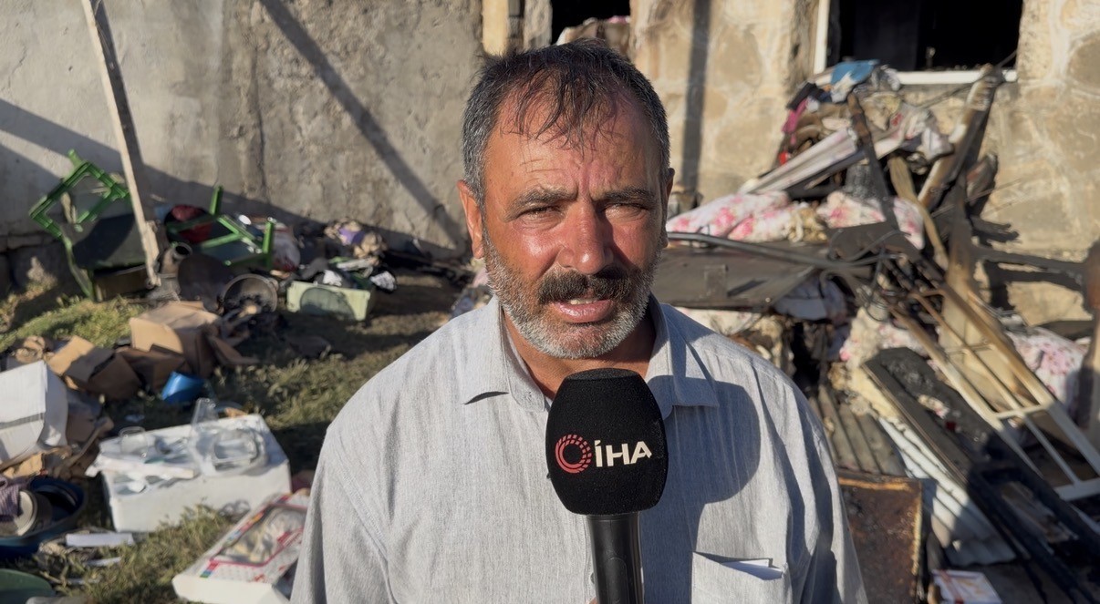 Yangına uykuda yakalanan 22 kişilik aile kurtarıldı 8 yangina uykuda yakalanan 22 kisilik aile kurtarildi 4 dHTZcui6