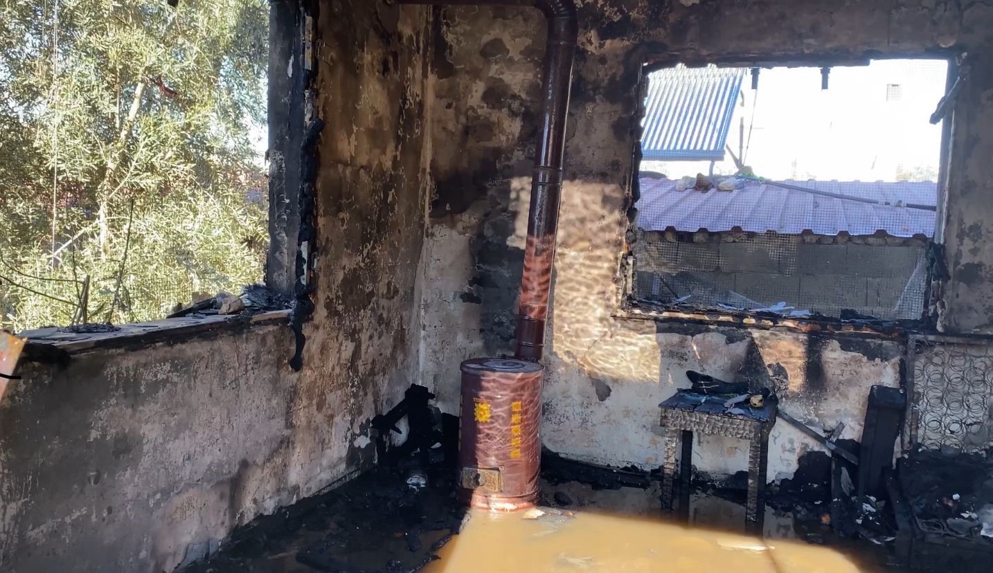 yanginda engelli cocuklari bulunan ailenin evi kule dondu 0 Ws13V9PG