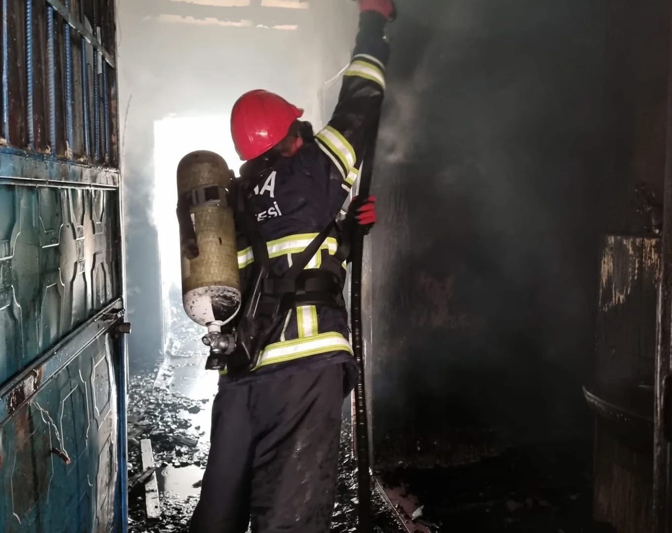 yanginda evi kule donen yasli kadinin cenazesine ulasildi 2 Z13EZrXI