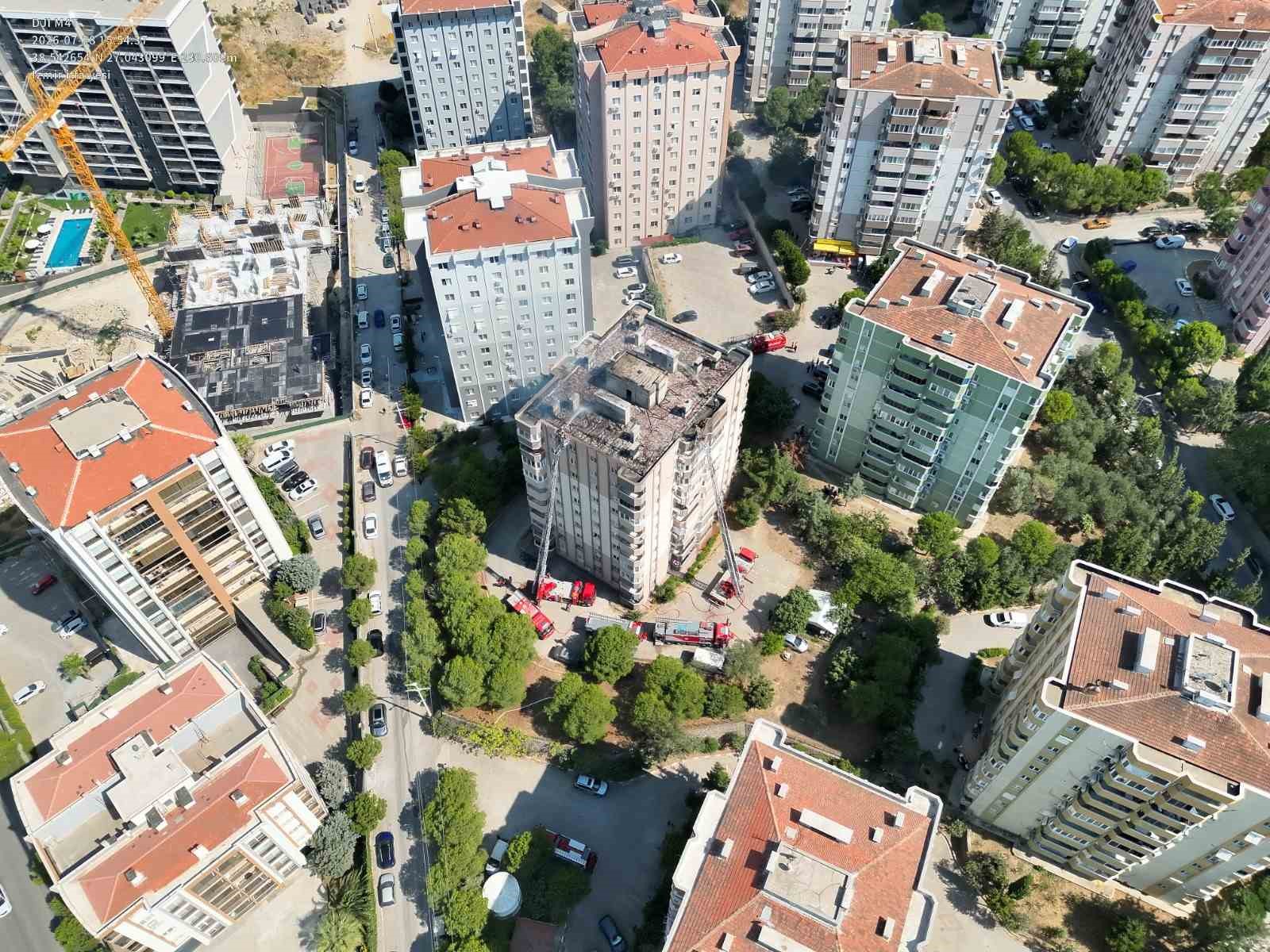 yanginda mahsur kalan isciler itfaiyenin hizli mudahalesiyle kurtarildi 1 XJhKNYg4