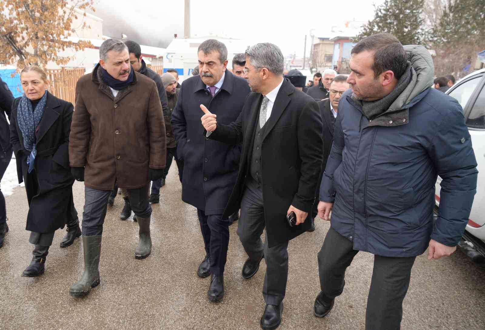 yanginda olu sayisi 2ye yukseldi 4