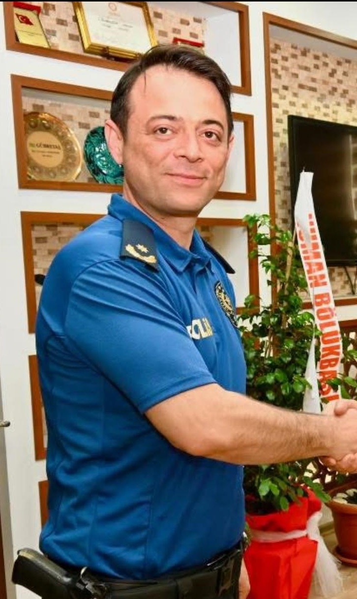 Yangından kaçmak isterken alevlerin içerisine can veren şahsın emniyet müdürü olduğu ortaya çıktı 9 yangindan kacmak isterken alevlerin icerisine can veren sahsin emniyet muduru oldugu ortaya cikti 5 NIZND4ha