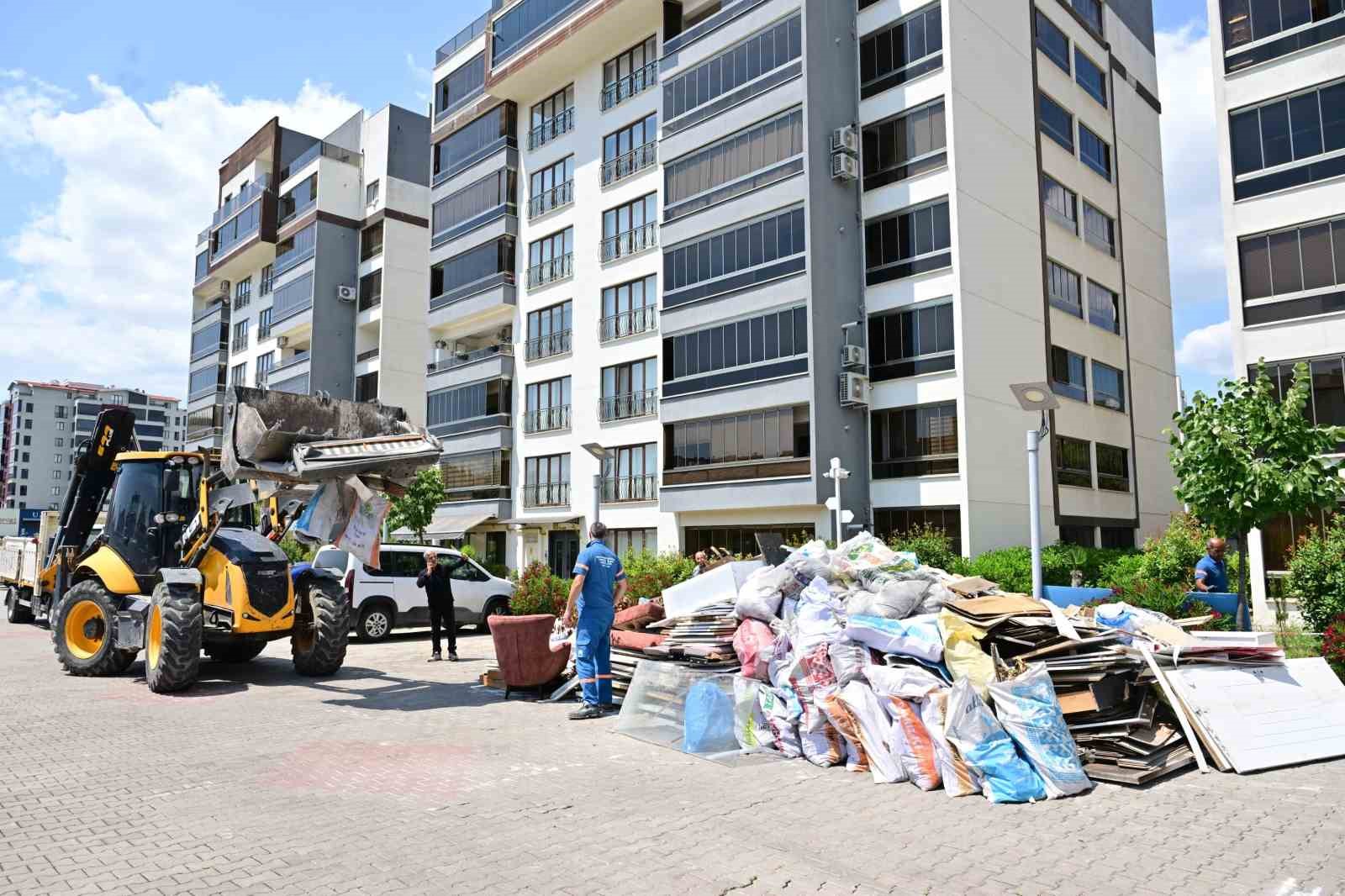 yanginin yaralarini yildirim belediyesi sariyor 0 6wyiXgjd