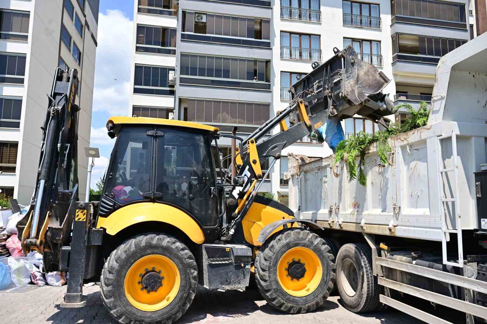 yanginin yaralarini yildirim belediyesi sariyor 1 QFzUPA7l