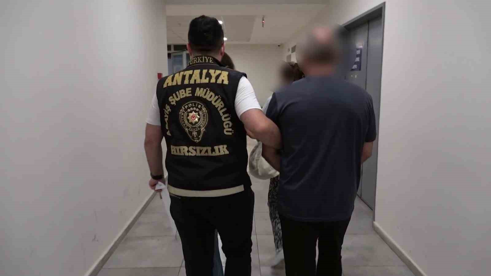 yankesicilik ve hirsizlik olaylarinin suphelileri yakalandi 0 bFrv9Ikg