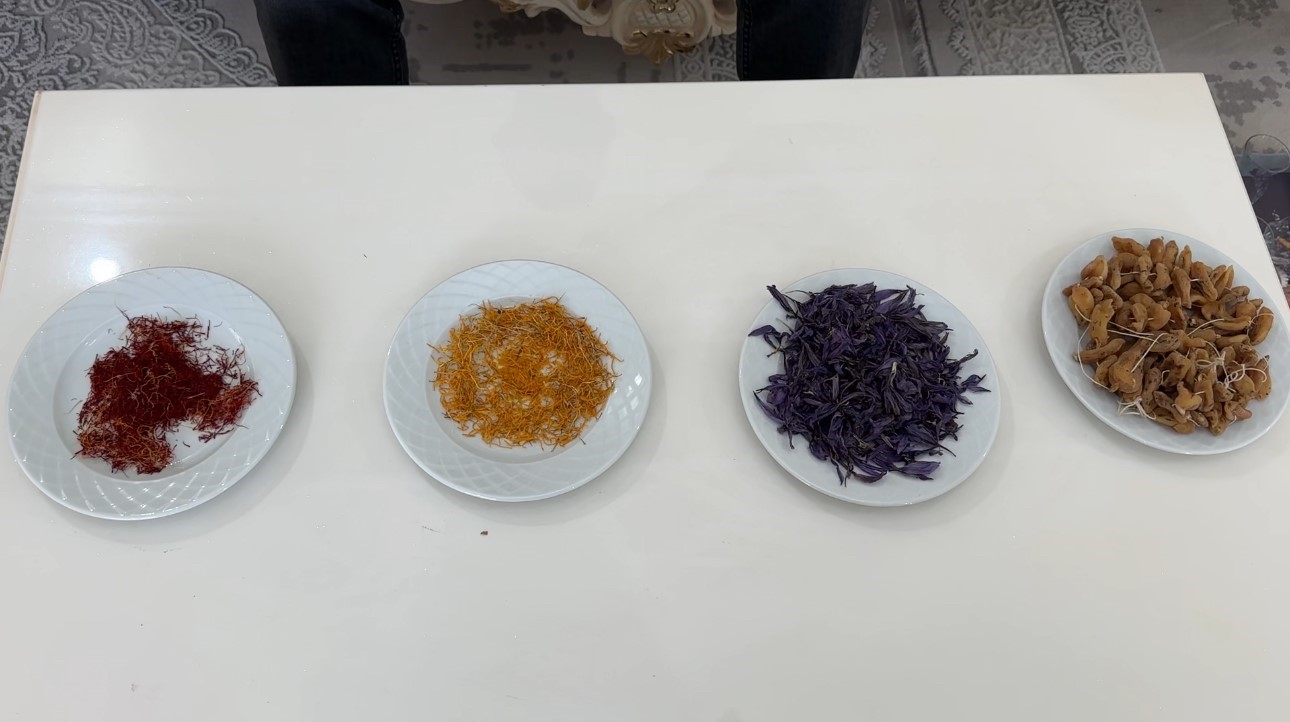 "Yapamazsın" diyenlere inat yetiştirdiği safran ve salebi evinde tüketiyor 8 yapamazsin diyenlere inat yetistirdigi safran ve salebi evinde tuketiyor 4 YFrUJ2kT