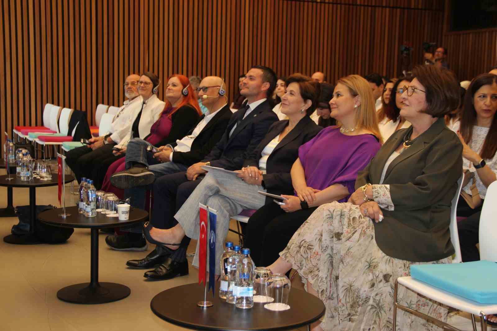 Yapay zeka çağında markalaşma İzmir’de masaya yatırıldı 6 yapay zeka caginda markalasma izmirde masaya yatirildi 2 zyzkA56B