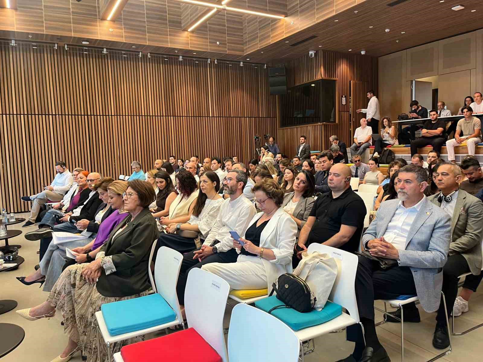 Yapay zeka çağında markalaşma İzmir’de masaya yatırıldı 8 yapay zeka caginda markalasma izmirde masaya yatirildi 4 kLpLRc7u