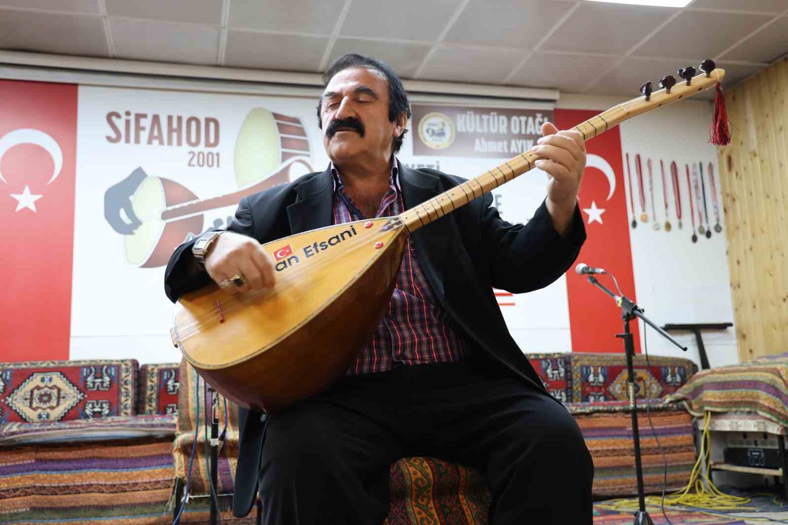 Yapay zeka Sivas türkülerine de el attı, aşıklar ikiye bölündü 5 yapay zeka sivas turkulerine de el atti asiklar ikiye bolundu 1 TkmYyv8q