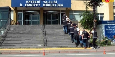 yapay-zekali-sinav-sahteciligine-6-ilde-operasyon-20-gozalti-B757WR66.jpg