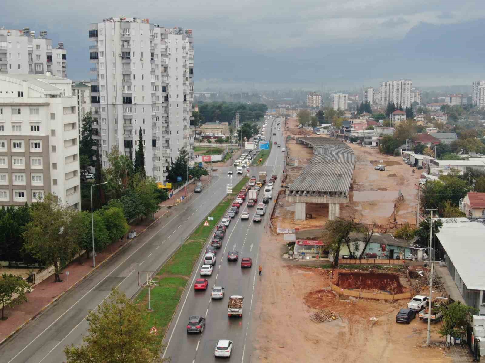 yapimi devam eden koprulu kavsak insaati pideciye takildi 3 97HJqWr2